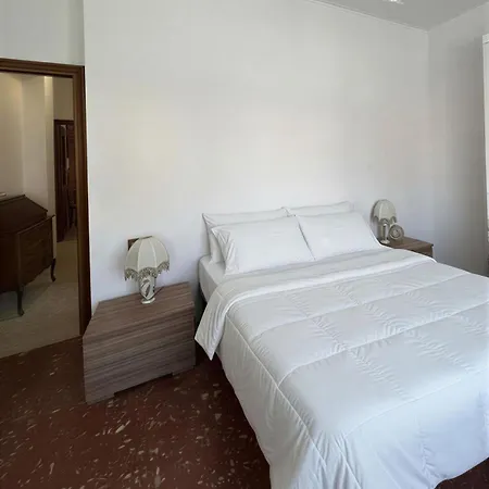 Sunny 2br Near Vatican , Ac , Bus 98 Direct Centre Ρώμη