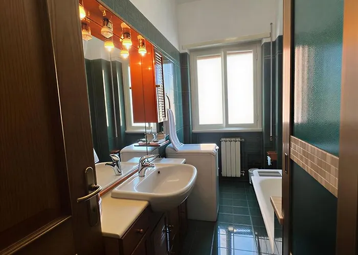 Sunny 2br Near Vatican , Ac , Bus 98 Direct Centre Διαμέρισμα